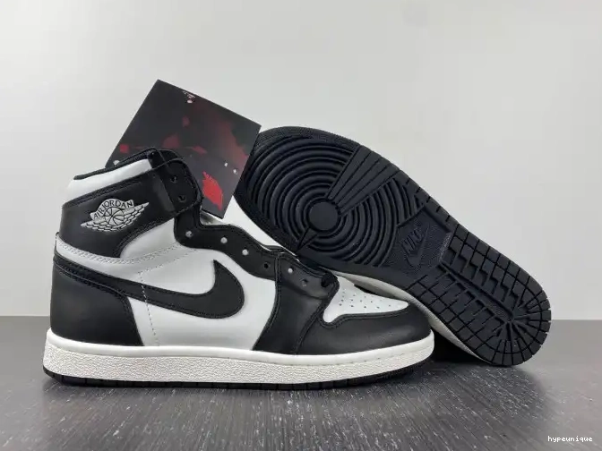 HYPE BQ4422-001 High White Retro 1 Jordan (2023) 85 Black 0425